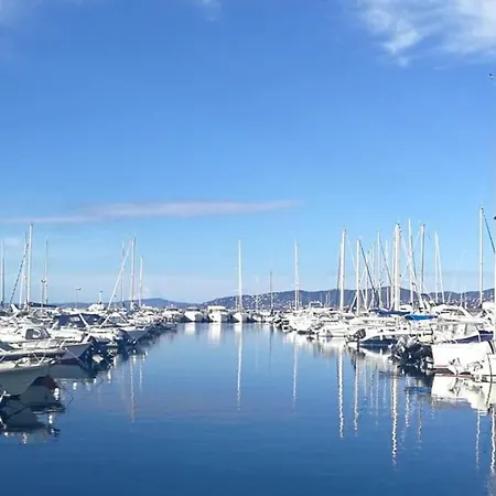 Apartment Santa Rita Etage Entier Avec Jardin Saint-Raphael (Var)