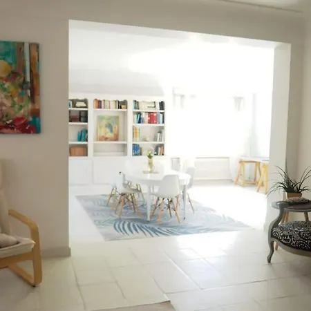 Apartment Santa Rita Etage Entier Avec Jardin