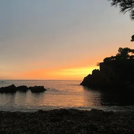 Santa Rita Etage Entier Avec Jardin Saint-Raphael (Var)